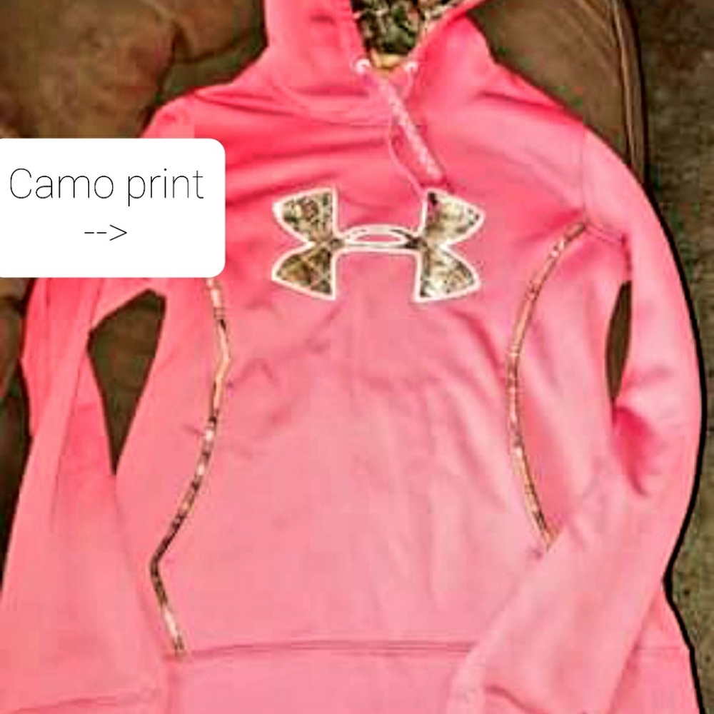 Under Armour Women's size small hoodie